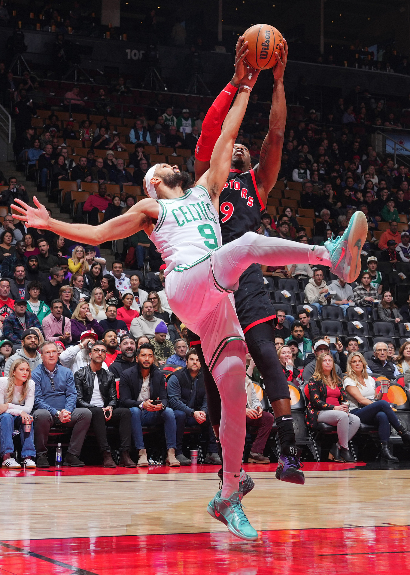 星空体育官网-关于窗口期多伦多猛龙备战NBA季后赛，单刀错失细节曝光，质疑声仍在，临场指挥获称赞的信息