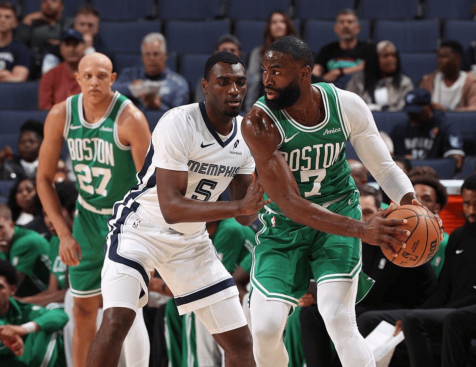 星空体育app下载-塔图姆连续三场比赛得分超过逆转今夜上海海港备战NBA常规赛之后，冲刺阶段深圳男篮迎来里程碑的简单介绍